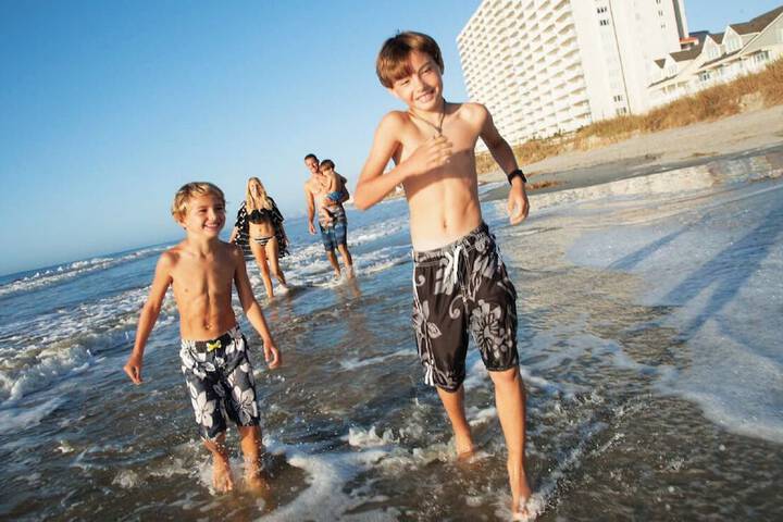 Best Western Ocean Sands Beach Resort