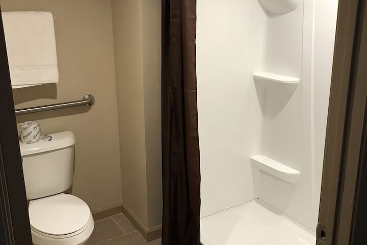 Room 34 of 54
