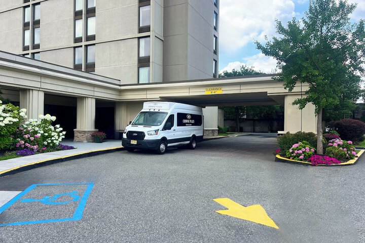 Crowne Plaza Newark Airport by IHG