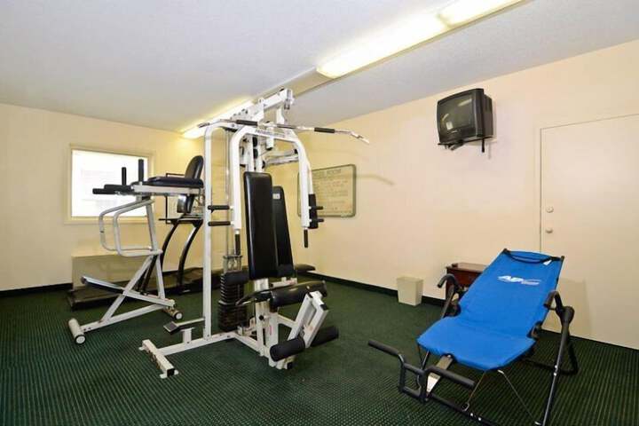 Motel 6 Sandersville GA