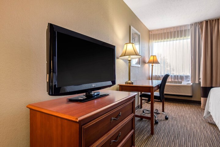 Room 22 of 42
