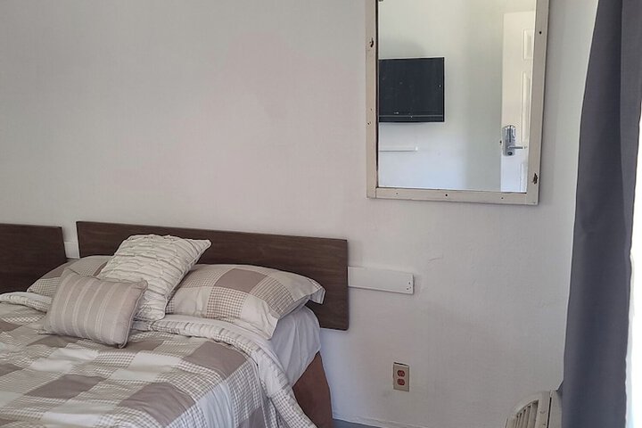 Room 25 of 36