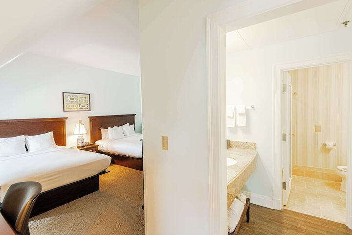 Room 70 of 166