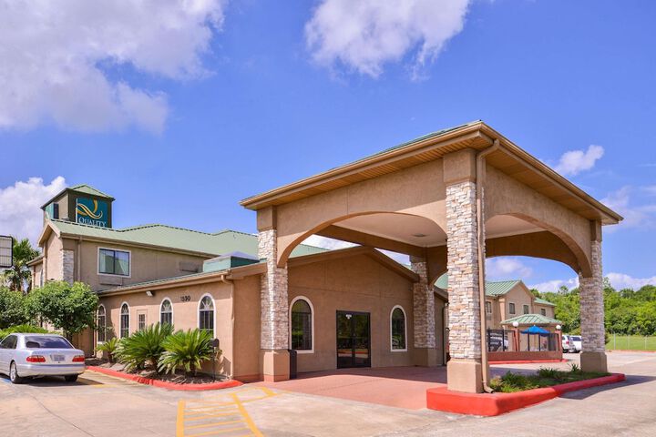 Hotel 4 of 48