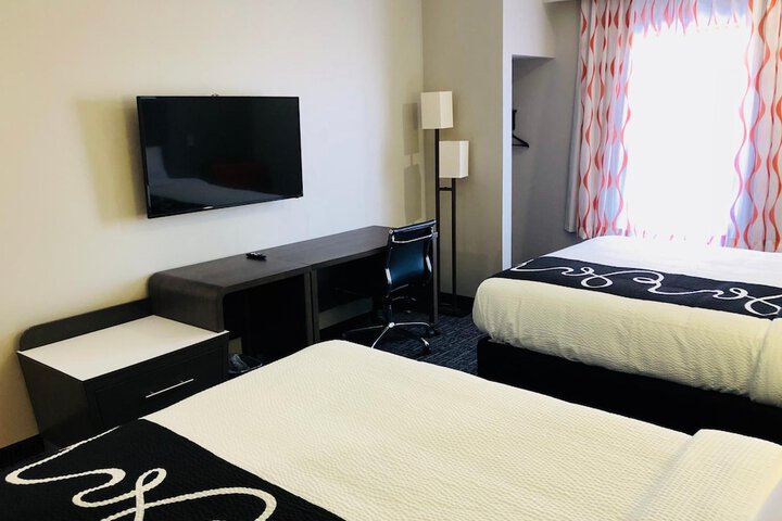 Room 12 of 26