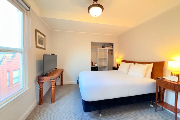 Room 14 of 31