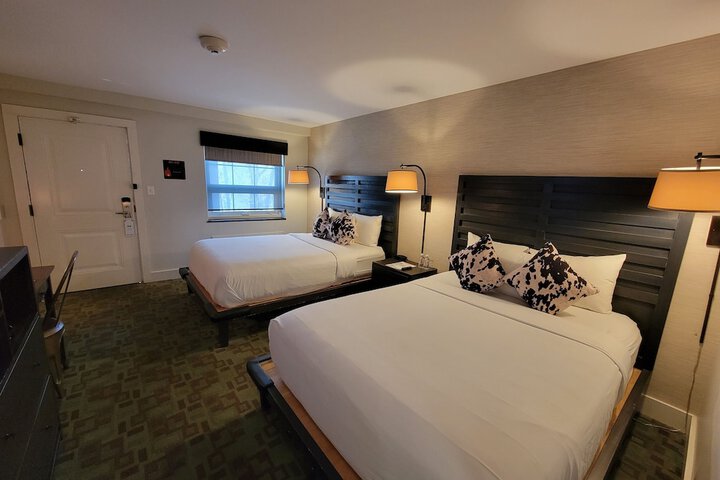 Room 14 of 38