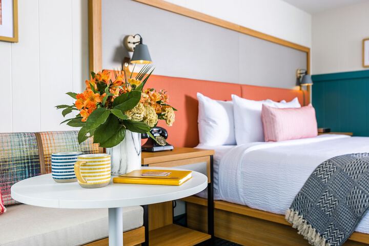 Room 20 of 33
