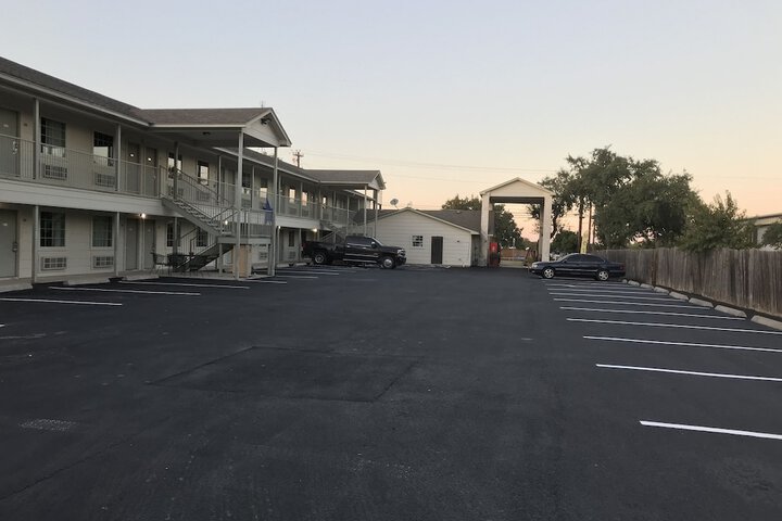 Property Grounds 49 of 49