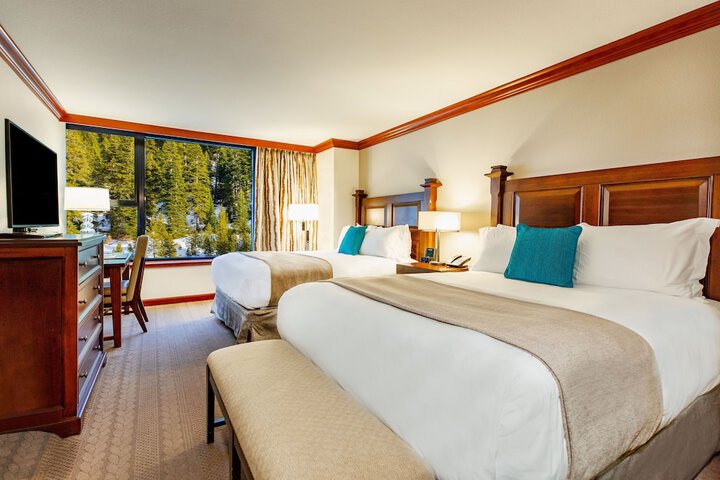 Everline Resort and Spa Lake Tahoe