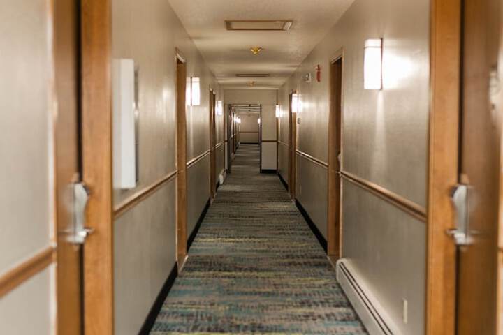 Ballroom/Hall 36 of 36