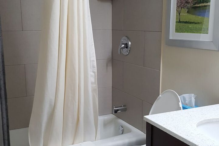 Room 18 of 55