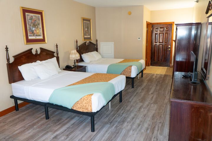 Room 9 of 30