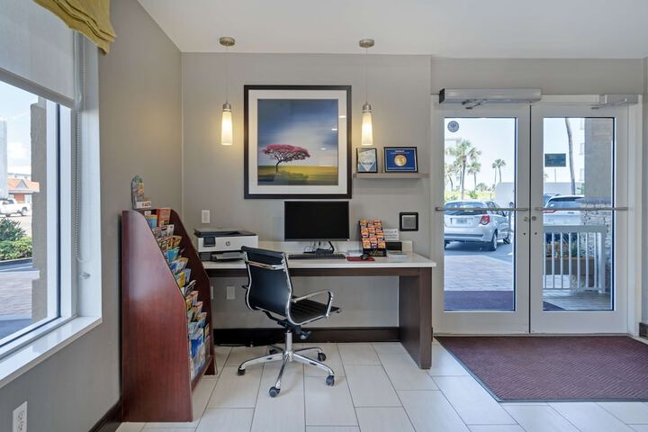 Best Western Plus Daytona Inn Seabreeze Oceanfront