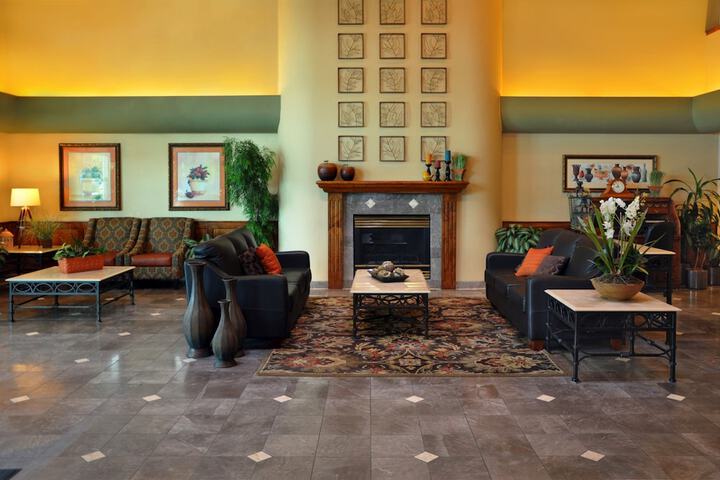 Oxford Suites Yakima