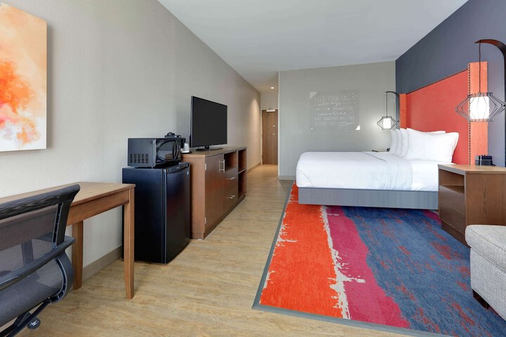 La Quinta Inn & Suites by Wyndham Lakeway