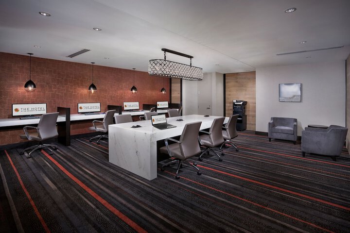 Business Center 56 of 56