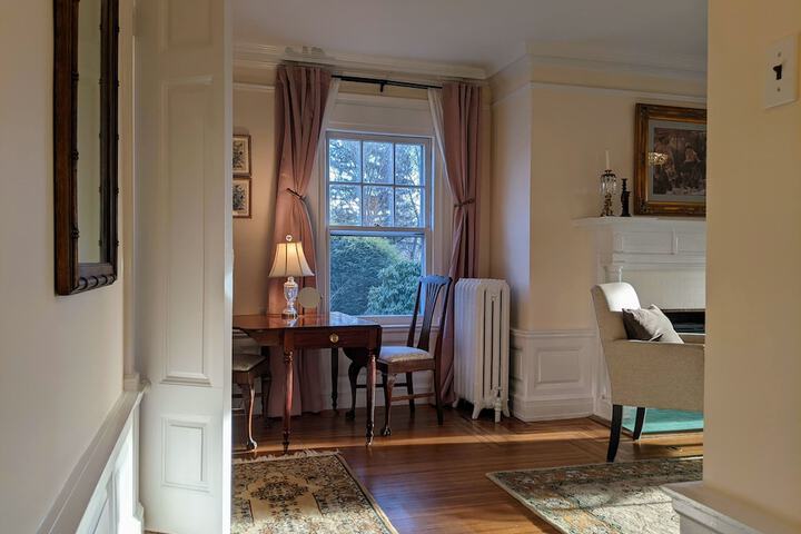 Room 64 of 239