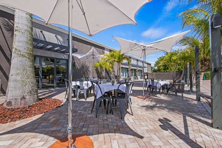 Casey Key Resorts - Mainland