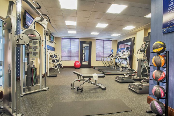Hampton Inn & Suites Washington-Dulles International Airport