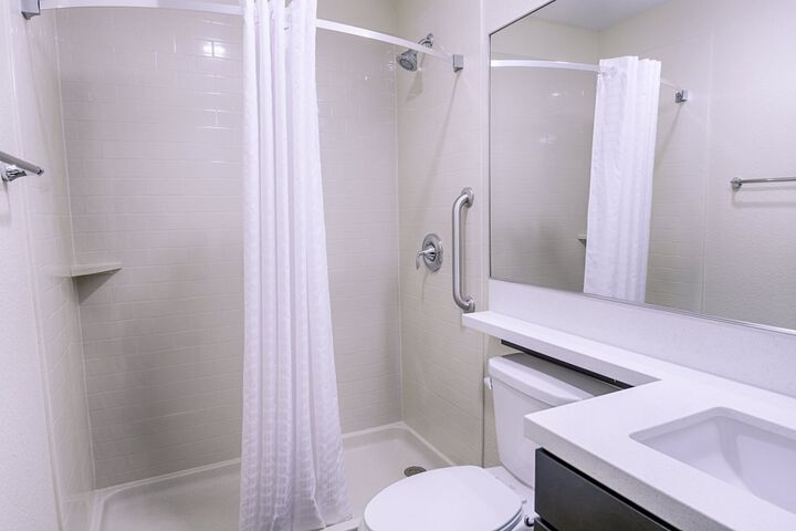 Room 14 of 26