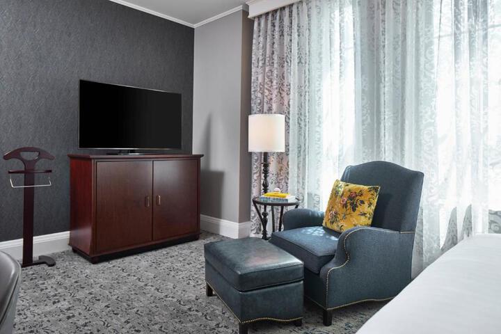 The Battle House Renaissance Mobile Hotel & Spa