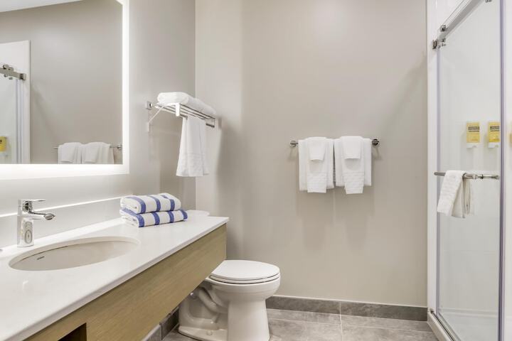 Best Western Plus Bridgewater Hotel & Convention Centre