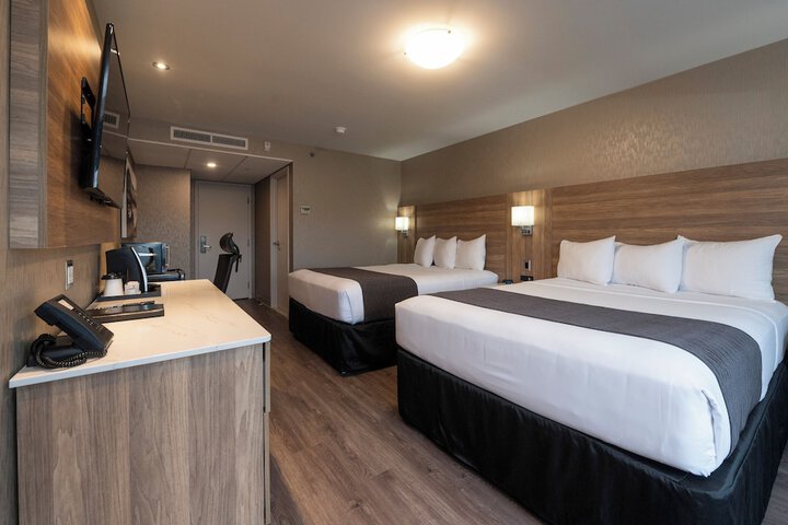 Room 14 of 77