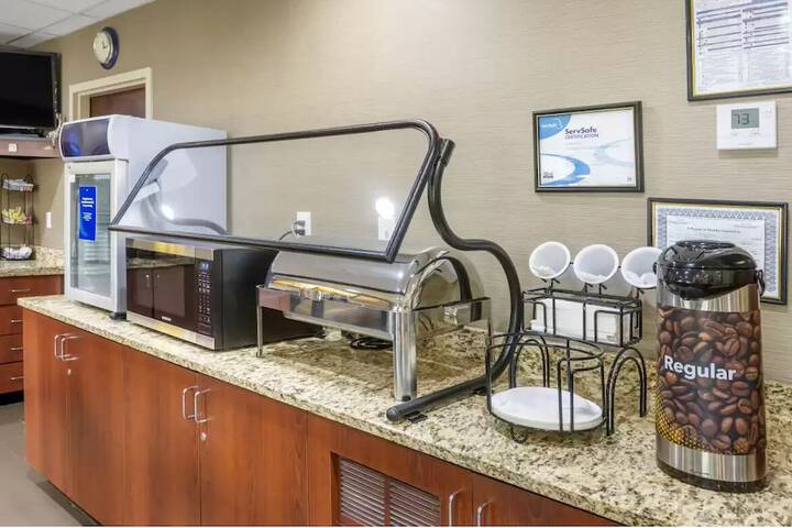 Comfort Inn & Suites Peachtree Corners