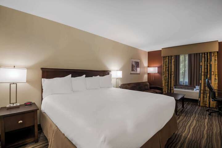 Room 16 of 26