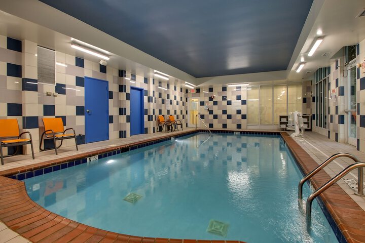 Pool 11 of 42