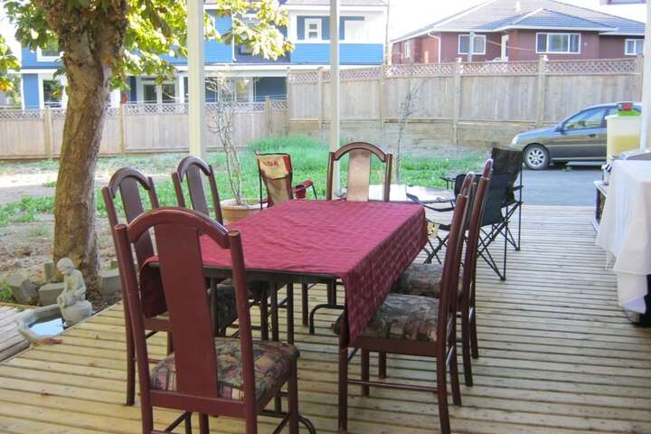 Terrace/Patio 7 of 8
