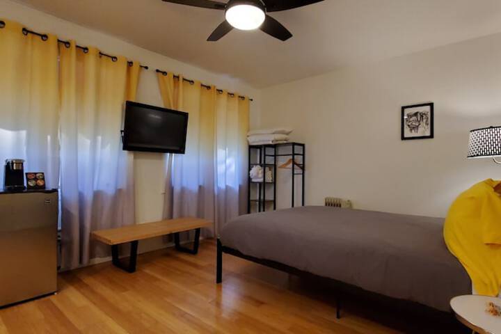 Room 30 of 52