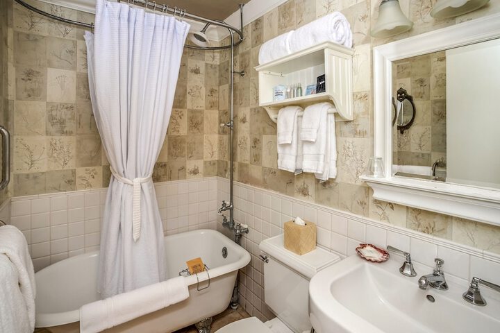 Cannon Beach Hotel Collection