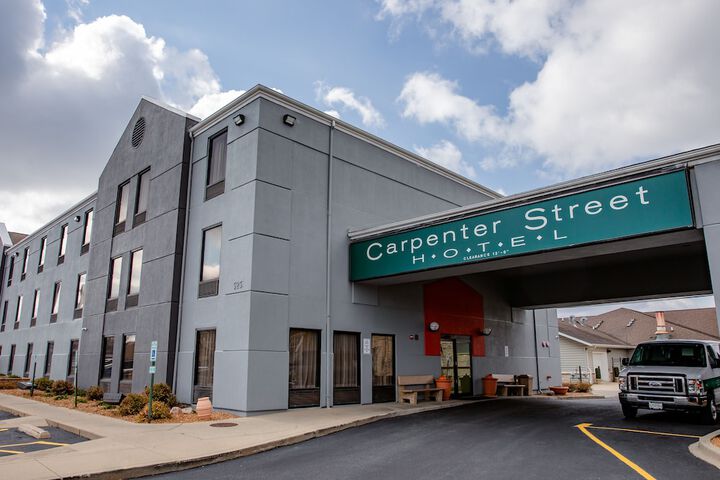 Carpenter Street Hotel
