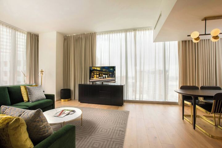 The Laura Hotel Houston Downtown, Autograph Collection