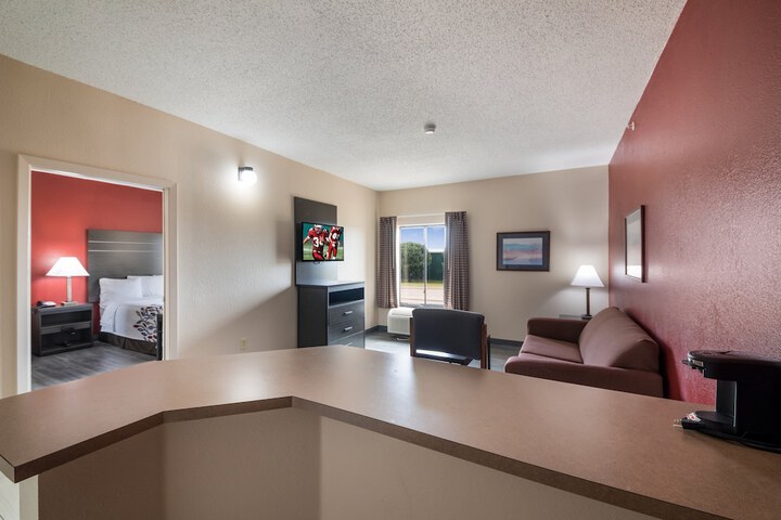 Room 18 of 21