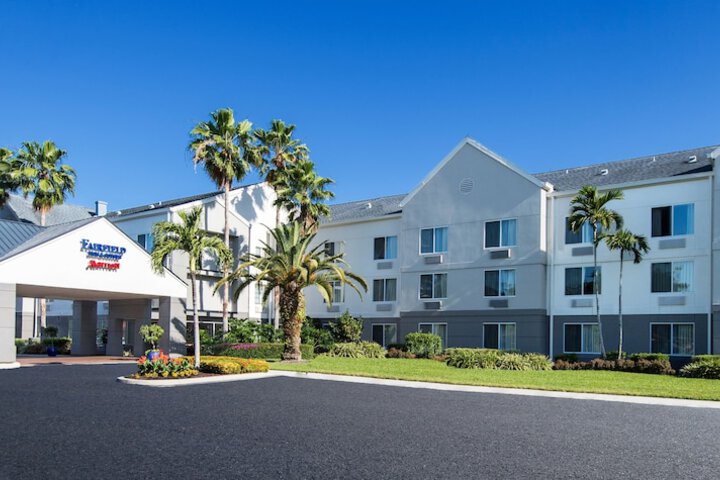 Fairfield Inn & Suites by Marriott Ft. Myers / Cape Coral