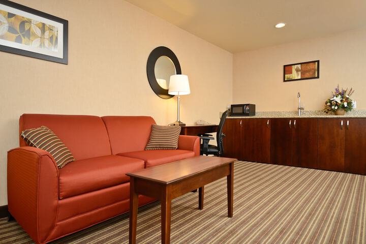 Room 28 of 40