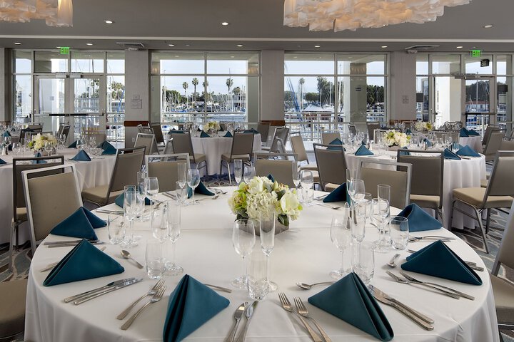 Ballroom/Hall 59 of 70