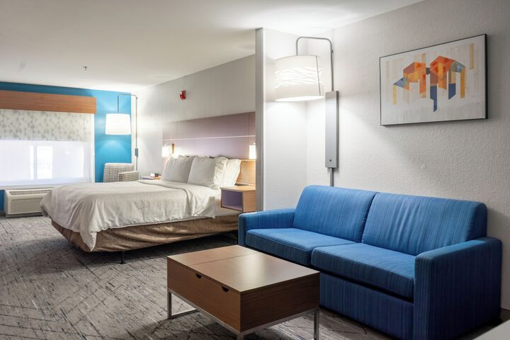 Holiday Inn Express Hotel & Suites a Lake Zurich-Barrington by IHG