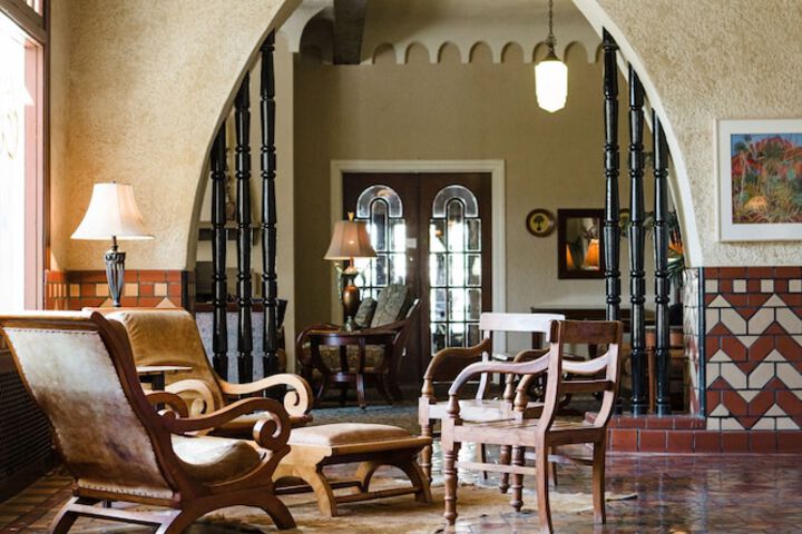 The Hotel Paisano