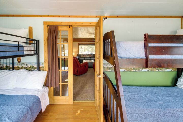 Hike Bike & Boat: Cabin w / Dock on Seeley Lake!