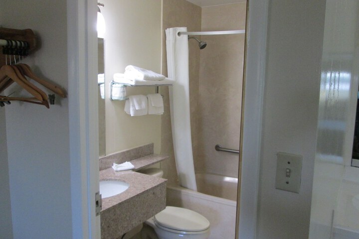 Room 20 of 30