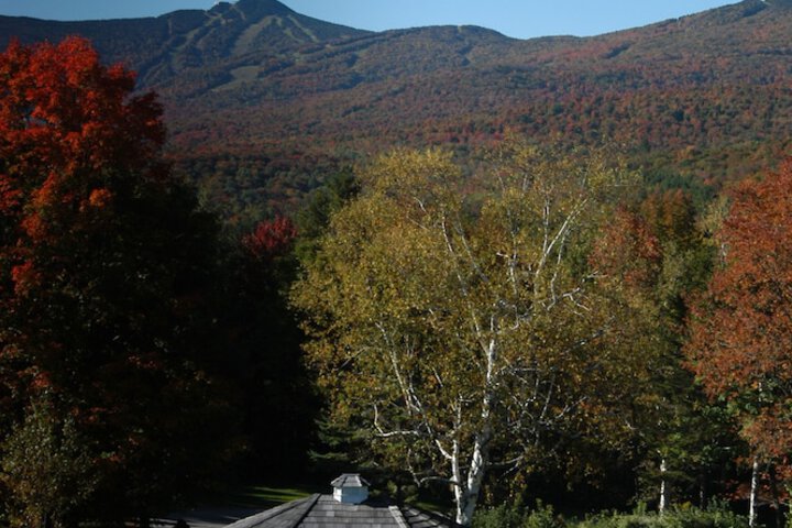 Summit Lodge