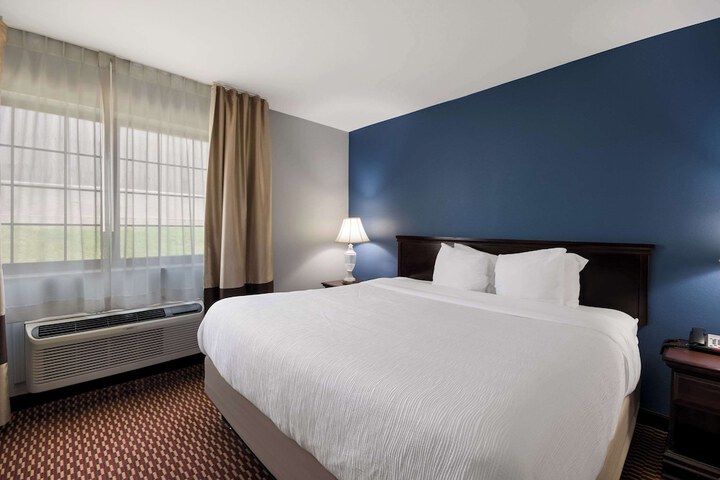 Room 10 of 45