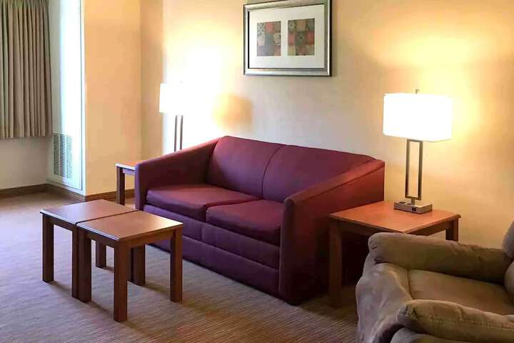 Room 16 of 29