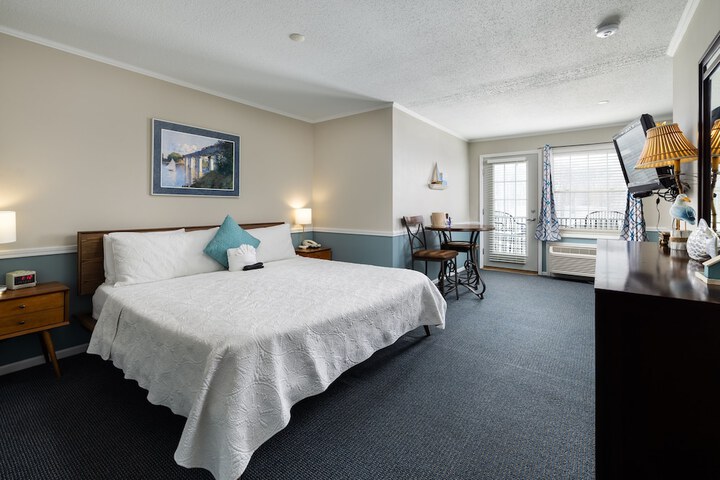 Room 130 of 279