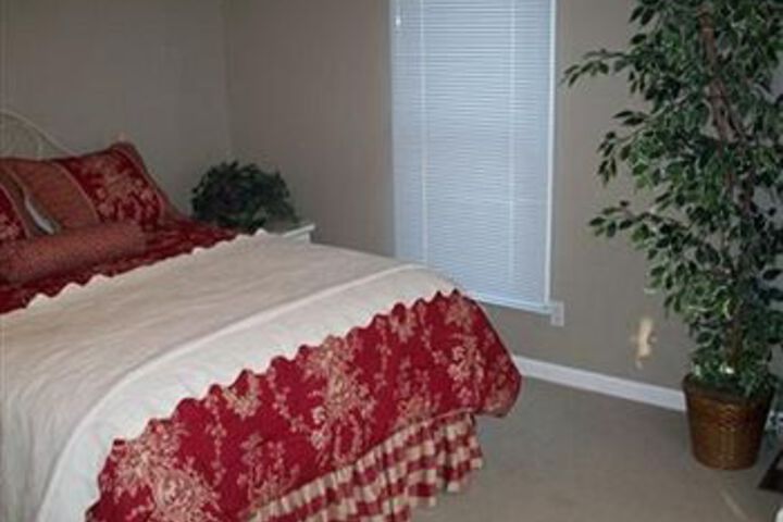 Jeni Js Gifts and Guest Houses