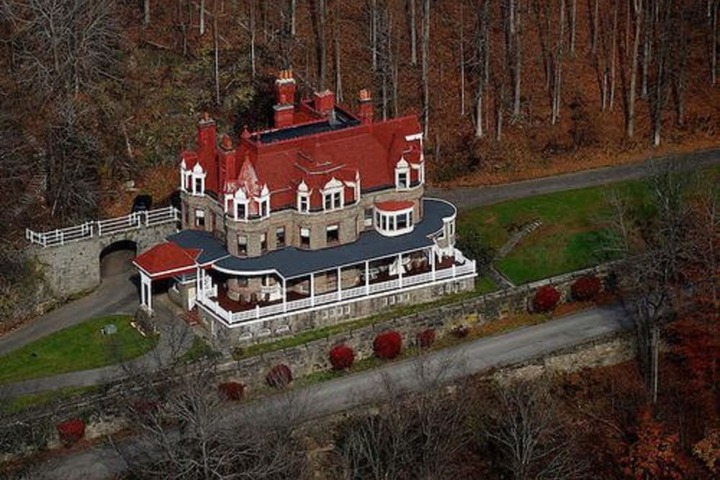 OVERLOOK MANSION